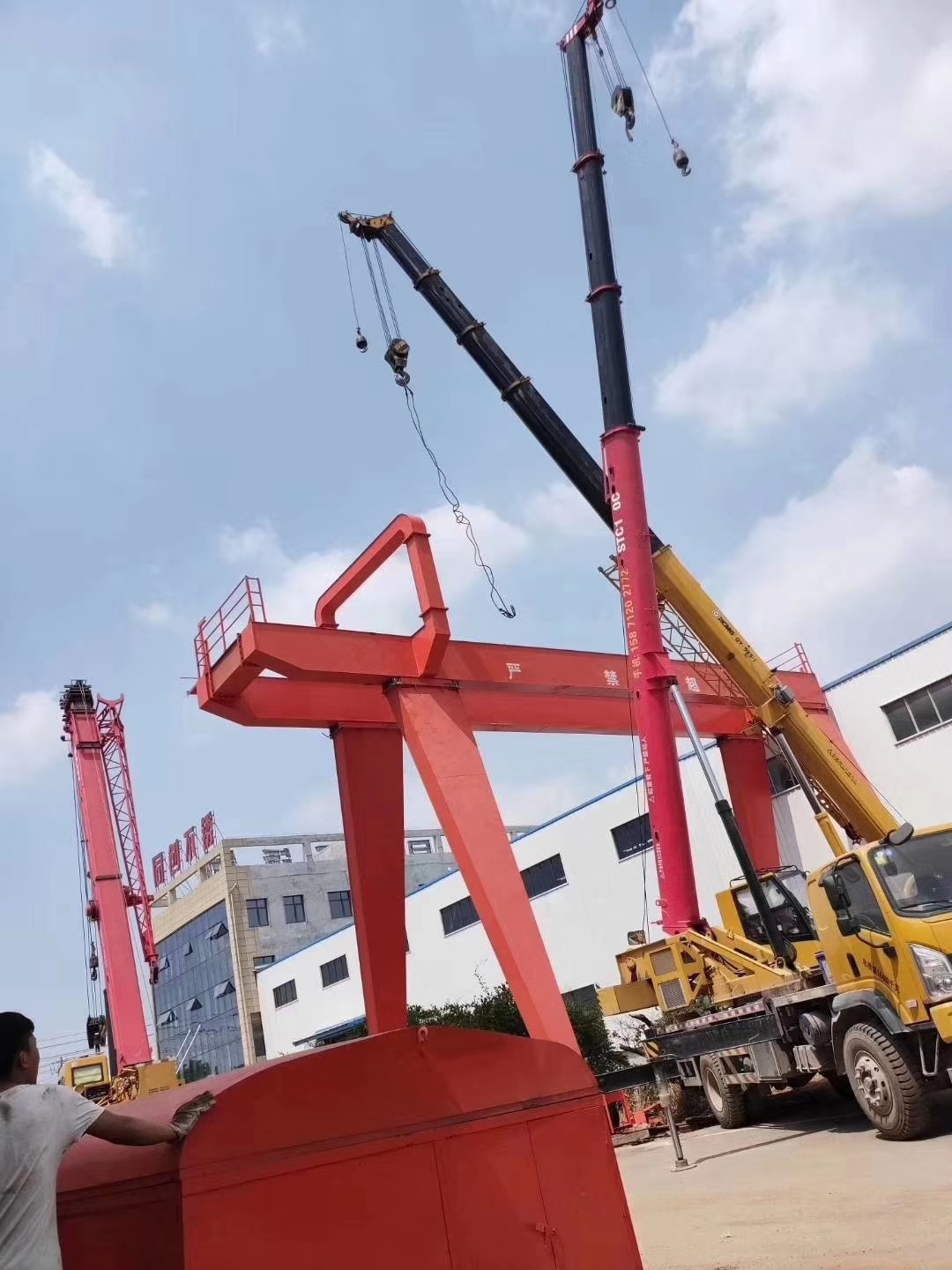 南京雙梁門式起重機(jī)