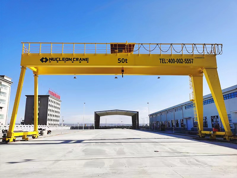重慶起重機(jī)新中式雙主梁門式起重機(jī)